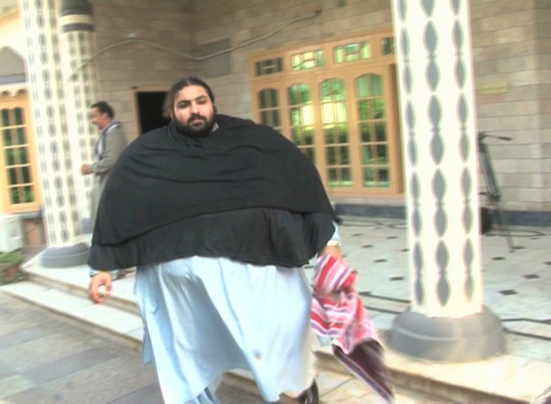 Khan Baba Pakistan Use Eat Heavy Diet Asia News In Hindi Khan Baba Pakistan Use Eat Heavy Diet Asia News In Hindi