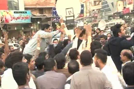 Lahore Faisalabad PML N PTI Workers Once Again Clash