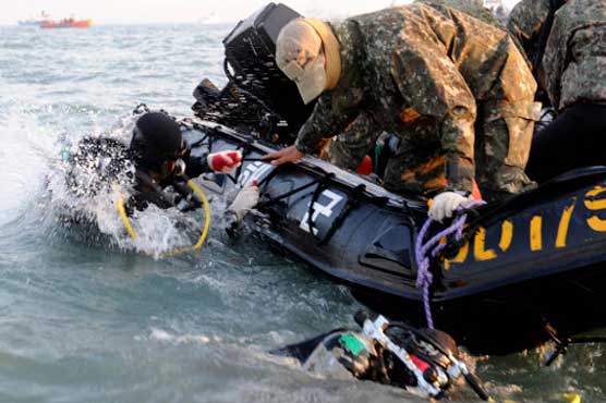 Divers Retrieve More Bodies South Korea Ferry Disaster