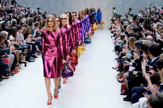 For fashion the real show isn't the catwalk | Entertainment | Dunya