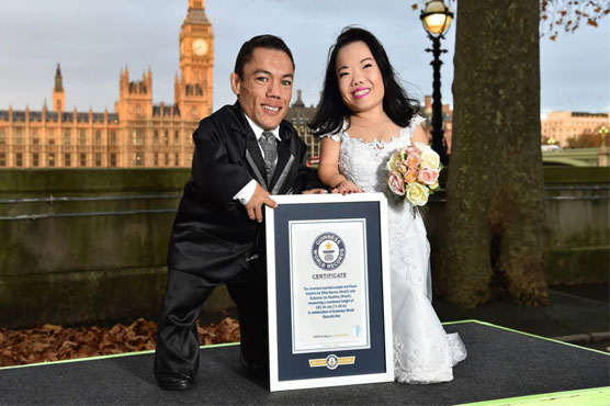 Worlds Shortest Married Couple Gets Guinness Verification Weirdnews Dunya News 9770