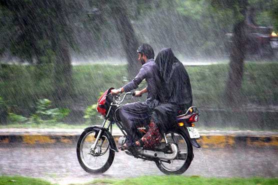 Blistering heat subsides as heavy rain lashes parts of country