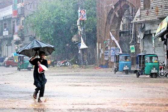 Heavy rain lashes Punjab cities, KP, northern areas Heavy rain lashes Punjab cities, KP, northern areas