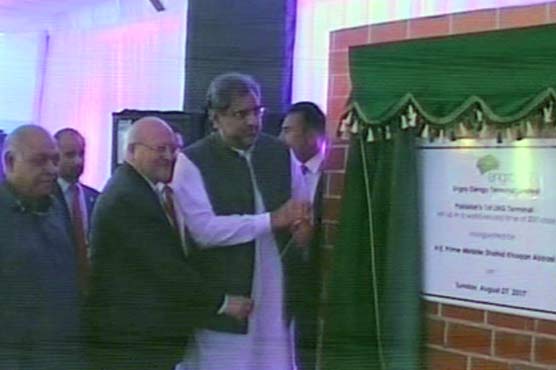 PM Abbasi inaugurates LNG terminal at Port Qasim