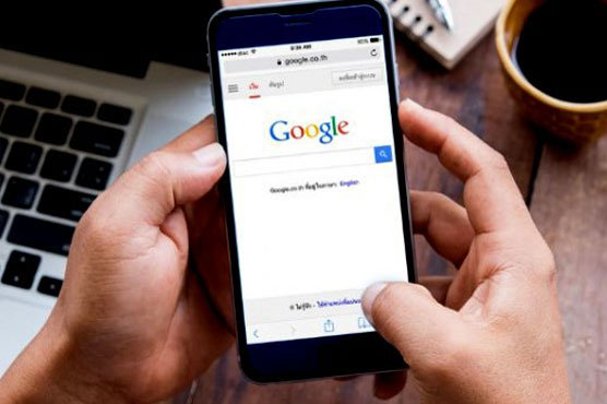 Google Says Apps Can No Longer Put Ads on Your Lock Screen