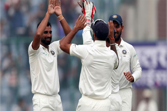 India scent Test victory as pollution makes bowlers vomit