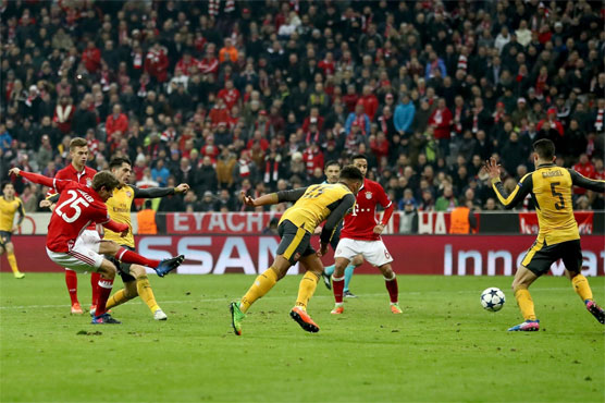 Image result for manuel neuer during arsenal 5-1 defeat