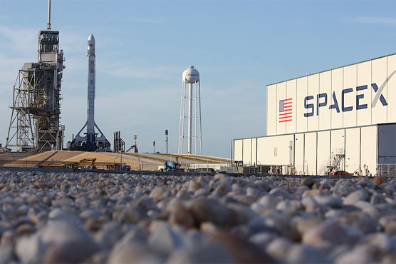 Watch SpaceX Launch A Satellite Into Orbit Watch SpaceX Launch A Satellite Into Orbit