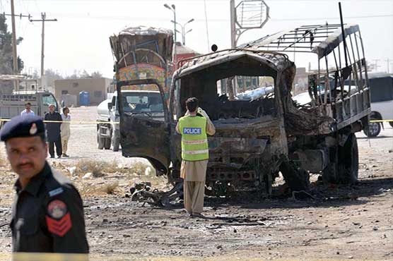 Suicide bomber targeting police vehicle kills seven in Quetta