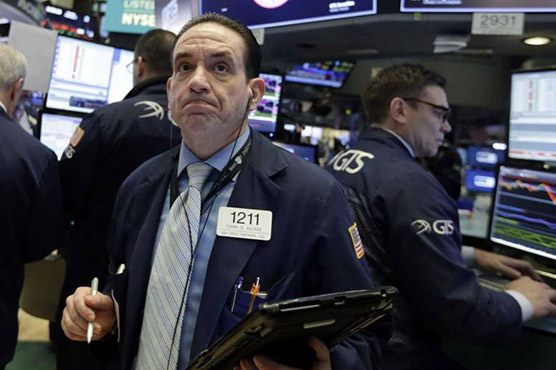 Fed drops hammer on Wells Fargo, board for past misdeeds Fed drops hammer on Wells Fargo, board for past misdeeds