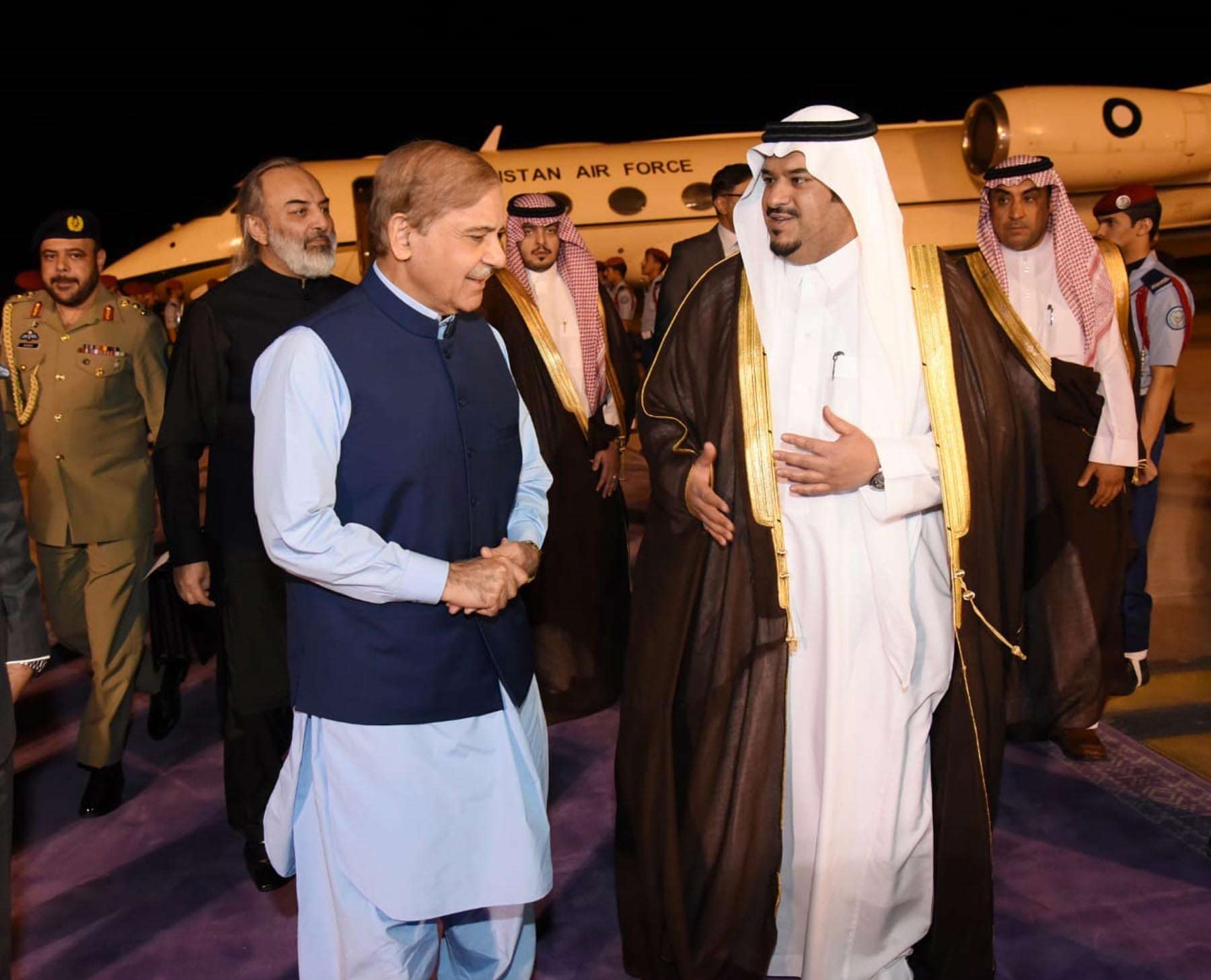 PM Shehbaz, Saudi Crown Prince Discuss Bilateral Cooperation, Regional ...