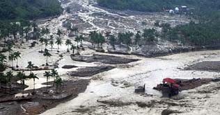 Taiwan mudslide may have buried 600 villagers