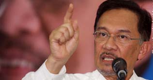 Malaysian PM urges developed countries to cut carbon emissions