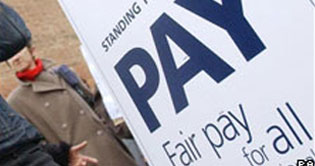 EU staff strike over wage demands