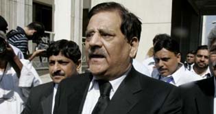 Presidents disqualification not expected: Malik Qayyum  