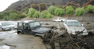 Peru: Eight dead, 20 injured in mudslide