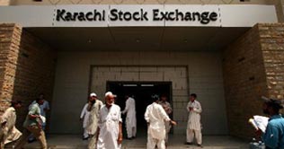 Karachi stocks remain volatile