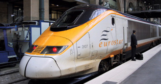 Eurostar to resume traffic, blames snow for chaos   