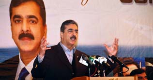 PM Gilani announces Rs 1bn for Karachi fire affectees