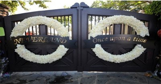 Legal issues prevail over Jackson's burial