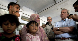 UN aid chief urges security for IDPs return 