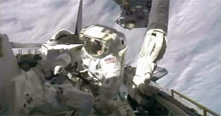 Endeavour crew gear up for first space walk