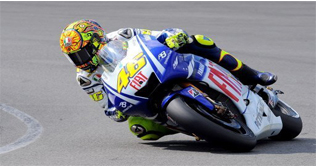 Rossi wins pole for fourth time 