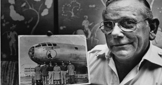 Co-pilot in Nagasaki bombing dies at 88