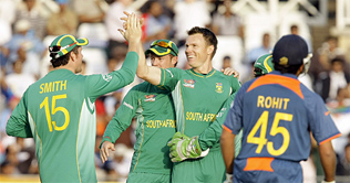 SA stay unbeaten after easy win over India