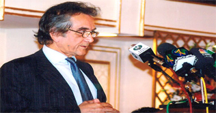 Interest late on loans could be reduced in july:Salim Raza