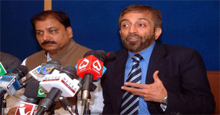 Entry of Swat IDP's into Sindh will not be banned:Farooq Sattar