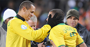Brazil bt SA 1-0, enter final of Confederation Cup