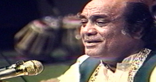 Ghazal king Mehdi Hassan records a song for Lata Mangeshkar