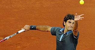 Federer starts Madrid campaign with win 