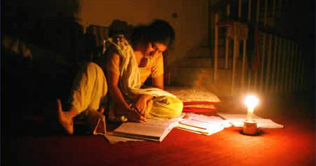 Karachi: Power crisis continue as temprature rises