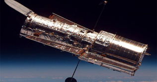 Repair work starts on Hubble space telescope