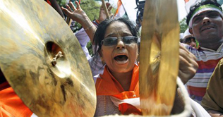 Congress plots new path after Indian election win