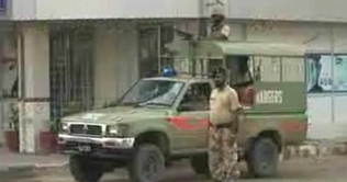 Karachi: 10 suspects held by police raid