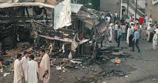 13 killed in Ghotki bus accident 