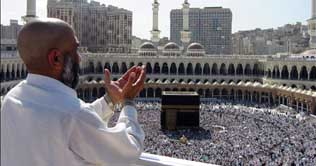 Hajj pilgrims arrive at plains of Arafat
