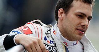 DTM: Paffett win keeps title hopes alive