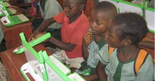 Laptop for every pupil in Uruguay