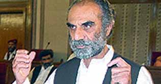 Balochistan not involved in cross border activities: Raisani
