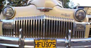 Cuba allows private taxis