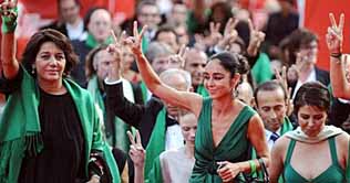 Iranian directors screen films at Venice festival