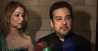 Adnan Sami offers Nawaz Sharif to sing along side him