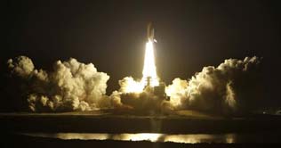 4 women flying on space shuttle Discovery