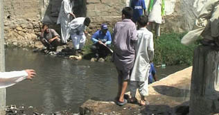Karachi: 2 children drown in Lyari Canal
