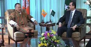 PM meets Bhutan, BD premiers; urges to bolster SAARC 