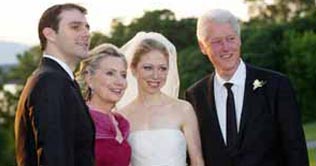  Chelsea ties knot with long-time boy friend